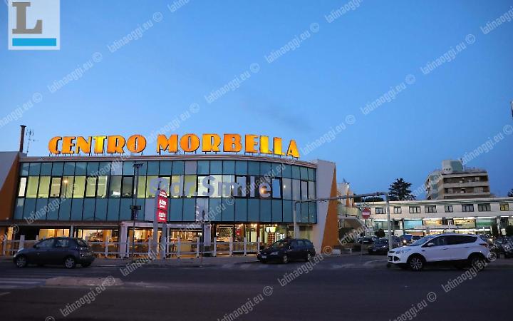 Estorsione al Morbella, schiaffi, multe e pec: la fine del centro