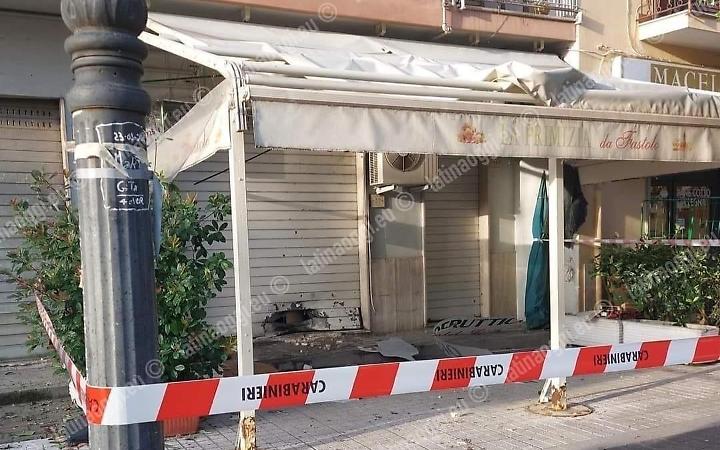 Attentato alla frutteria di Formia, l&rsquo;esplosivo acquistato a Fondi
