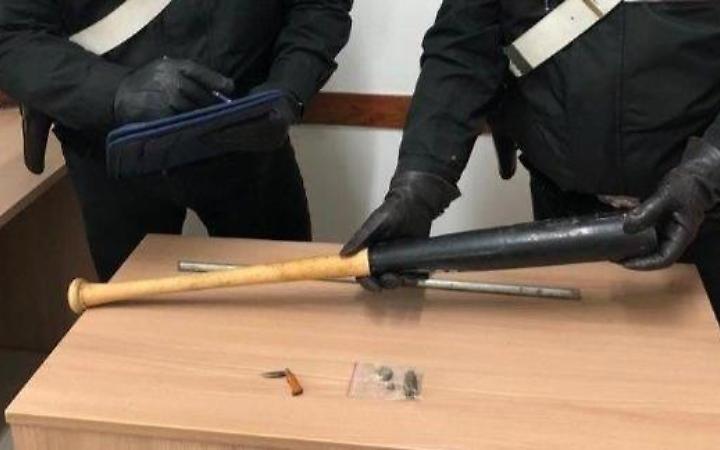 Terracina, 30enne romano con mazza da baseball: denunciato